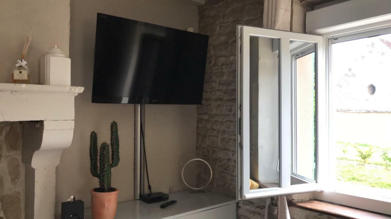 Maison D Helene Villy  Екстер'єр фото